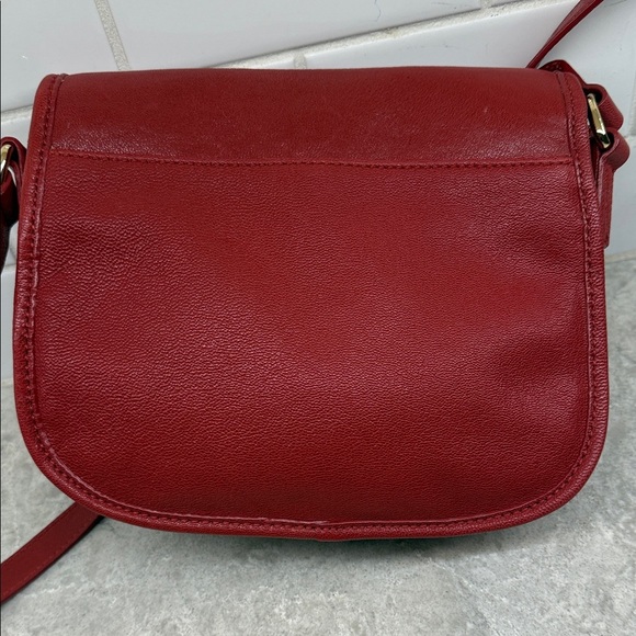 Michael Kors Cherry Red Leather Crossbody Bag. 10x8 in. Like New! - Picture 4 of 16